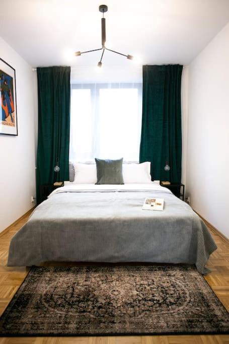 Oomph Warsaw Center Well Designed Apartment With Balcony Kültér fotó